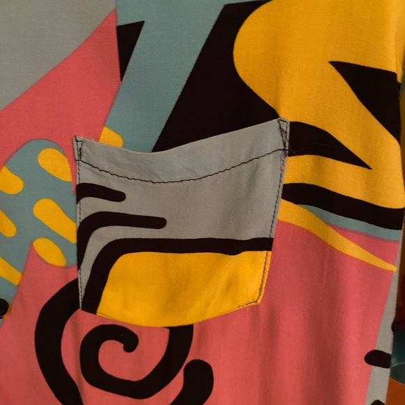 Keith Haring style design Reason Brand short sleeve shirt size XL. - Picture 8 of 8